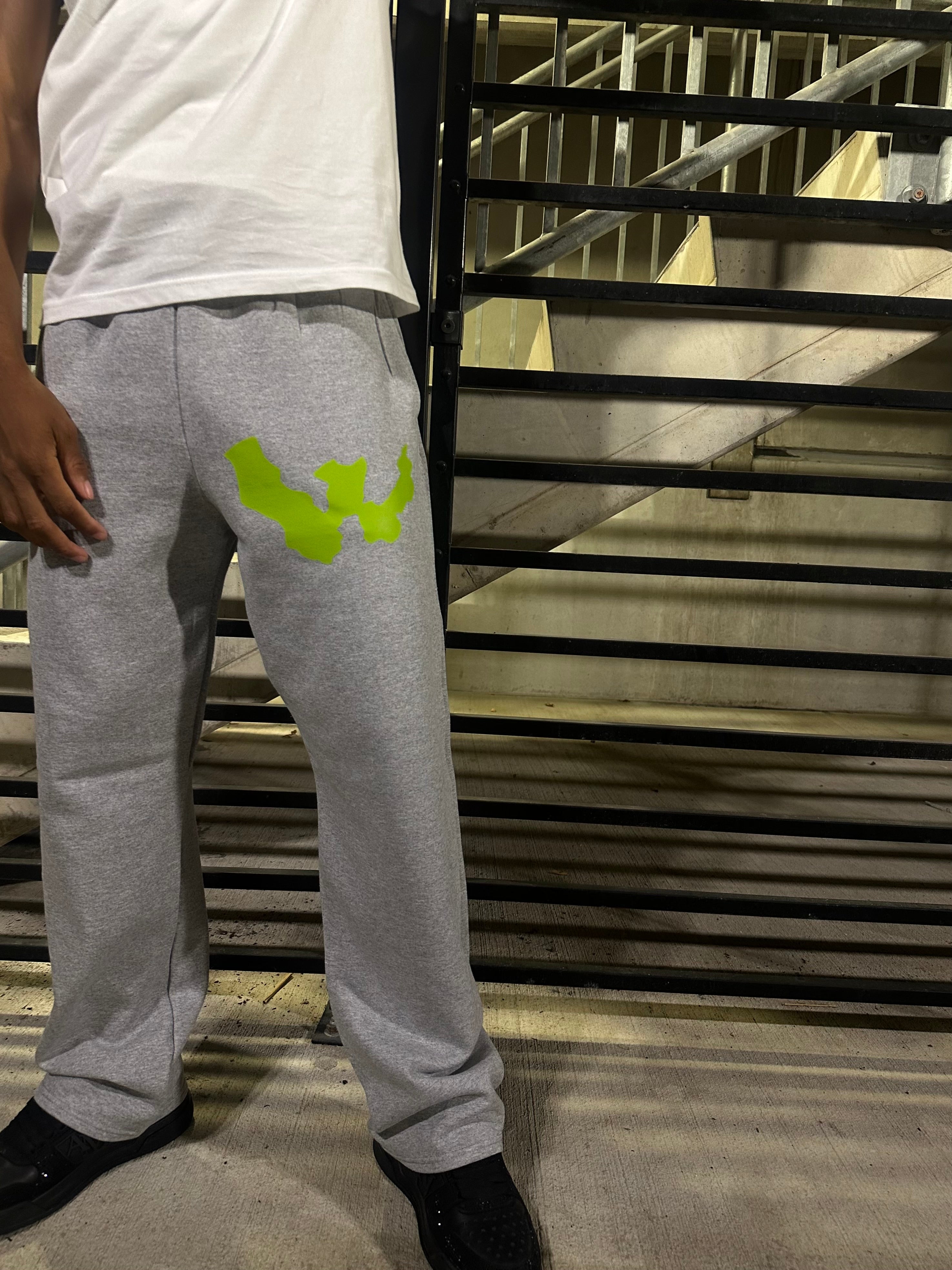 WAR FOR HD NEON GREEN/GREY SWEATPANTS