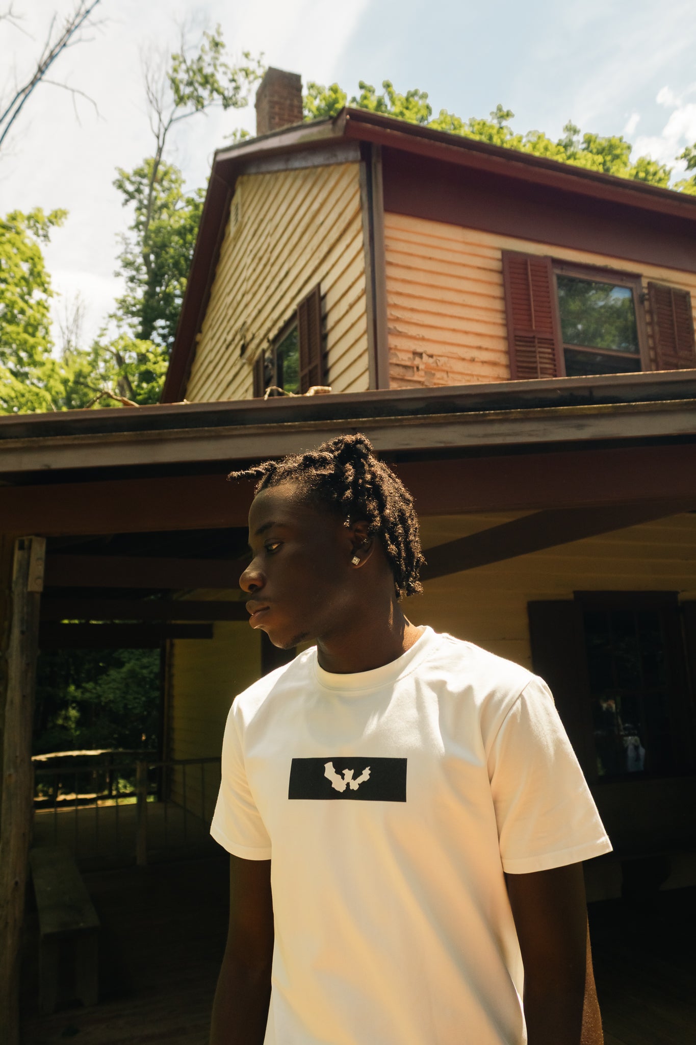 War For HD Black Box logo Crew Neck Cotton T-Shirt