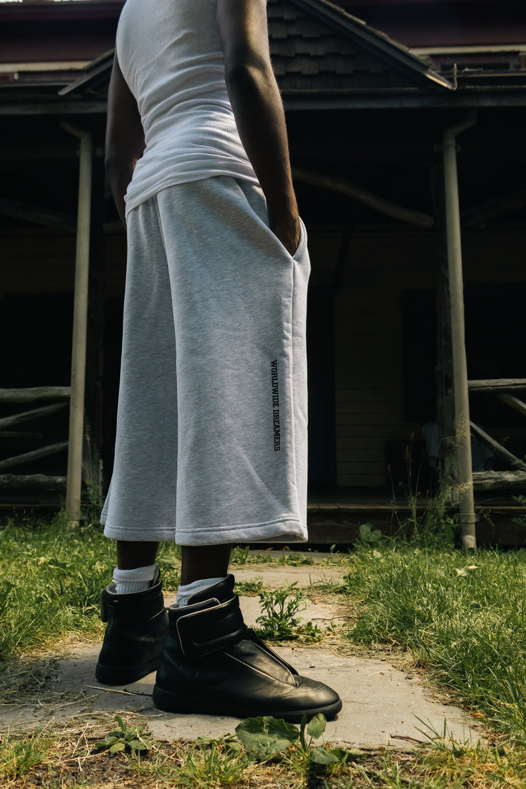 War For HD Eclipse Black 3/4 Shorts