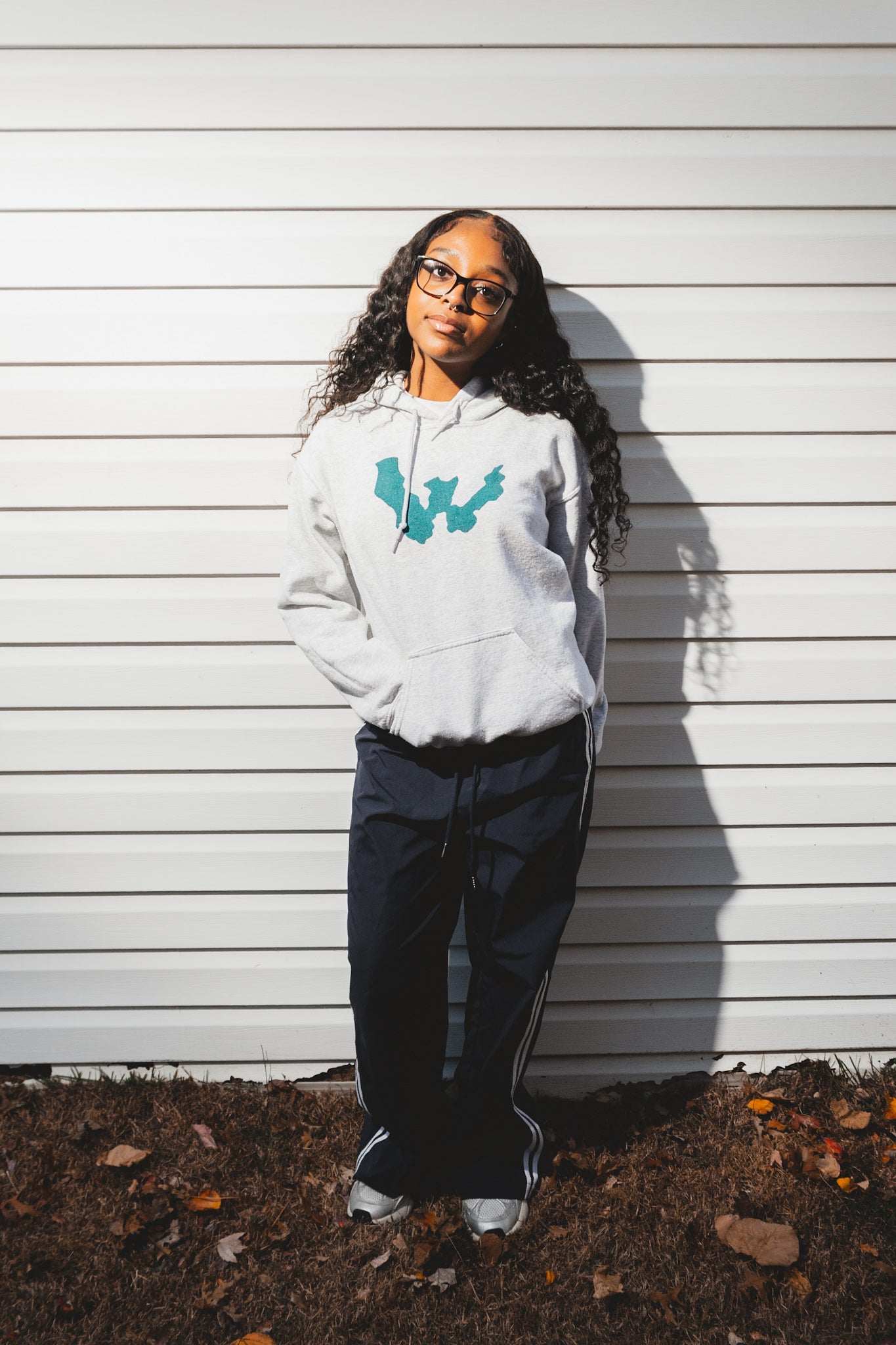 WAR FOR HD GREEN LOGO HOODIE (Women’s)